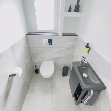 Le Luxury - 8 Voyageurs - Parking Et Wifi 米萨讷