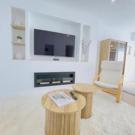 Vila Le Luxury - 8 Voyageurs - Parking Et Wifi